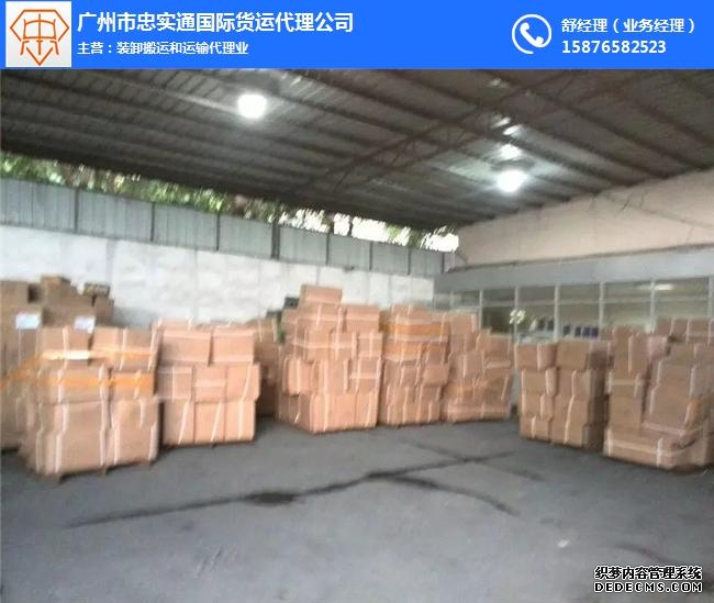 张雪＂怕死人不卖820RR给新手＂ 二手平台现加价＂代订＂